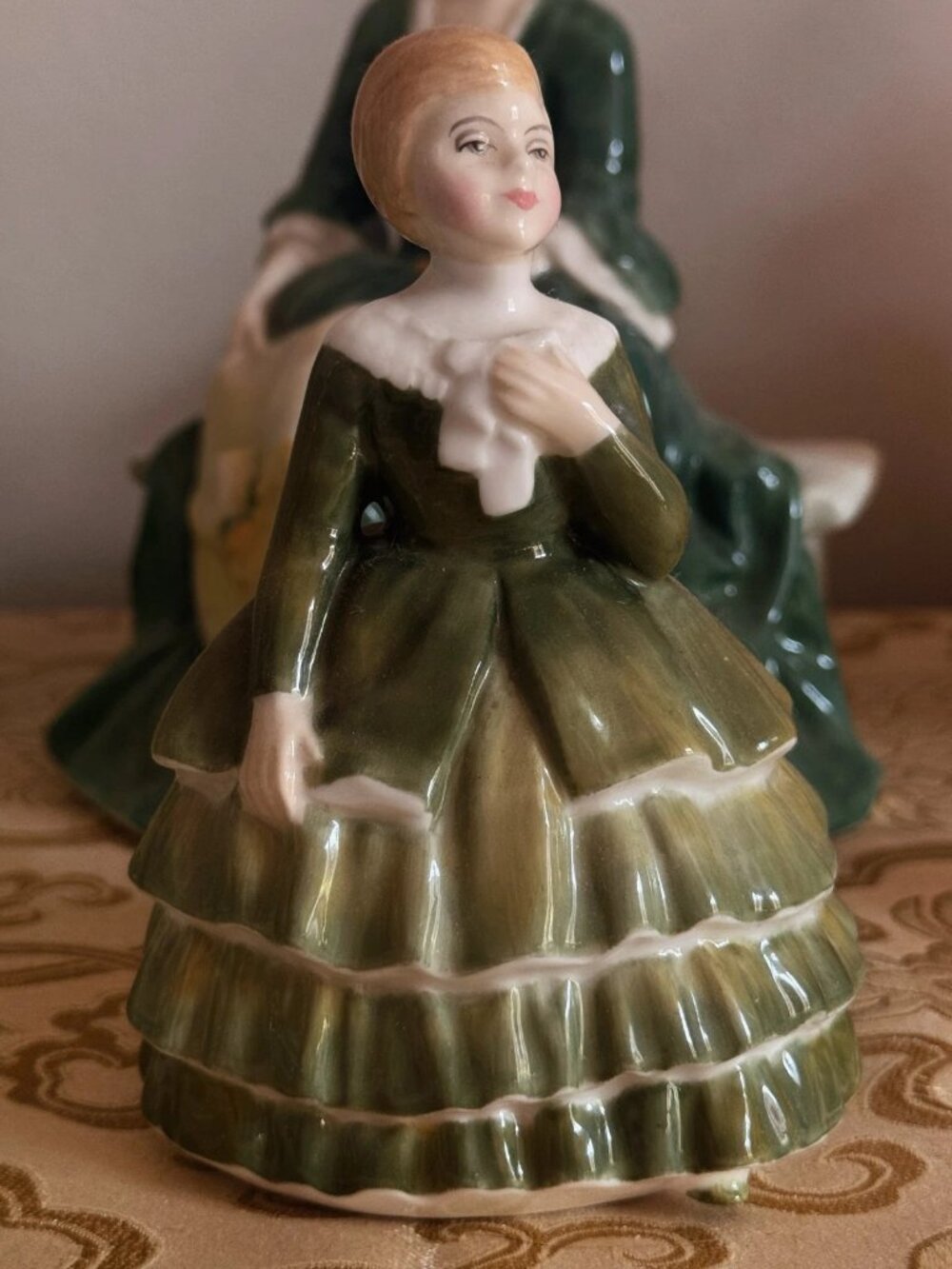 Royal Doulton Belle HN2340 Figurine